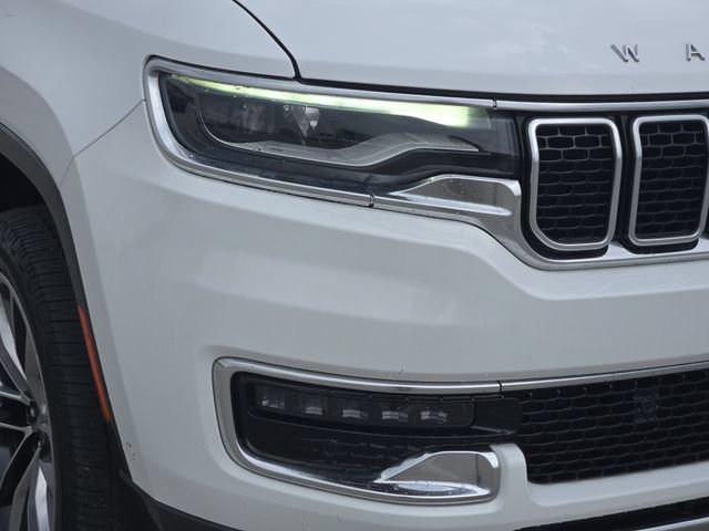Used 2022 Jeep Wagoneer Series III w/ Premium Group I AWD/4WD image 9