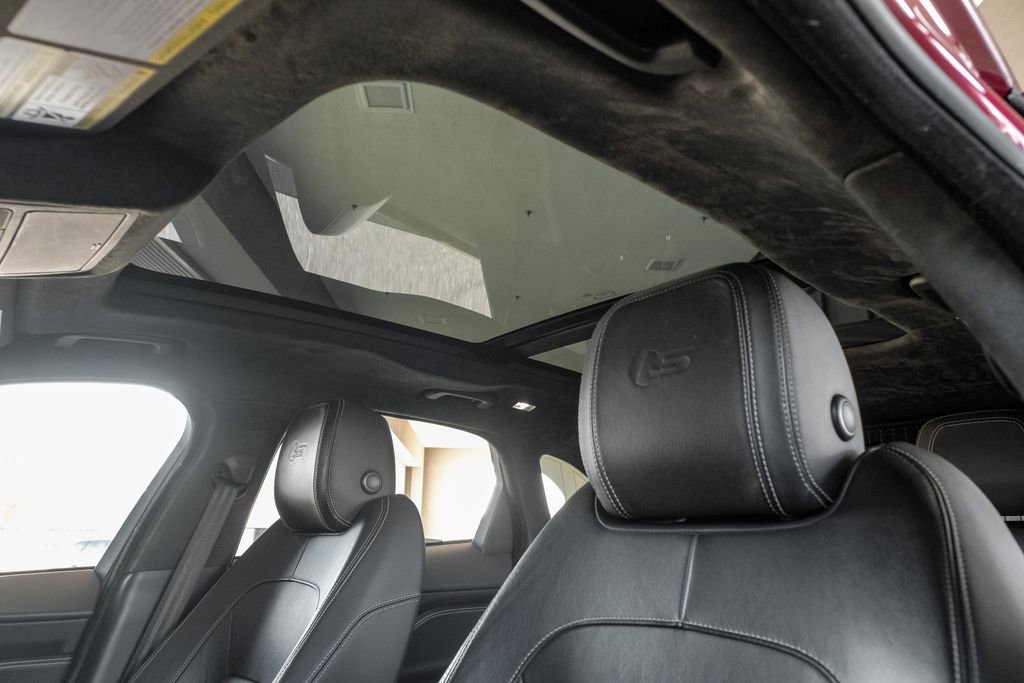 Used 2017 Jaguar F-PACE S image 25