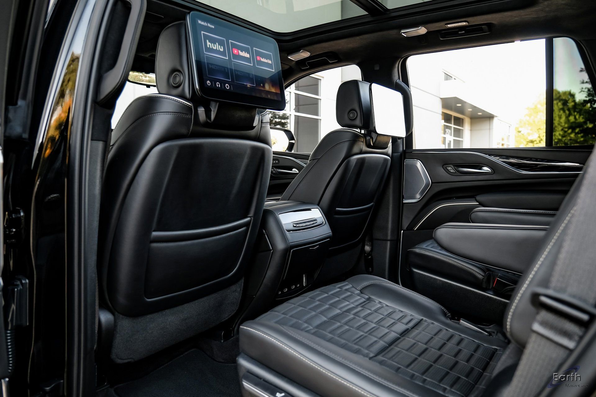 Used 2023 Cadillac Escalade V AWD/4WD image 79