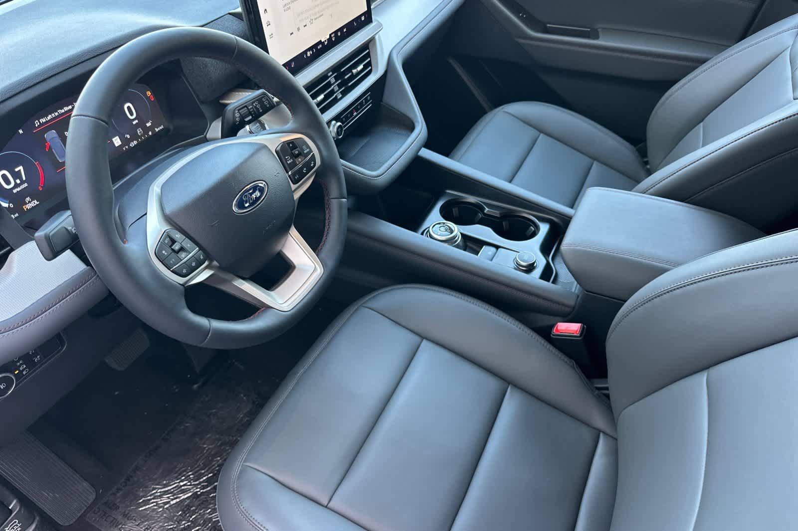 New 2026 Ford Explorer Active w/ Active Comfort Package RWD image 12