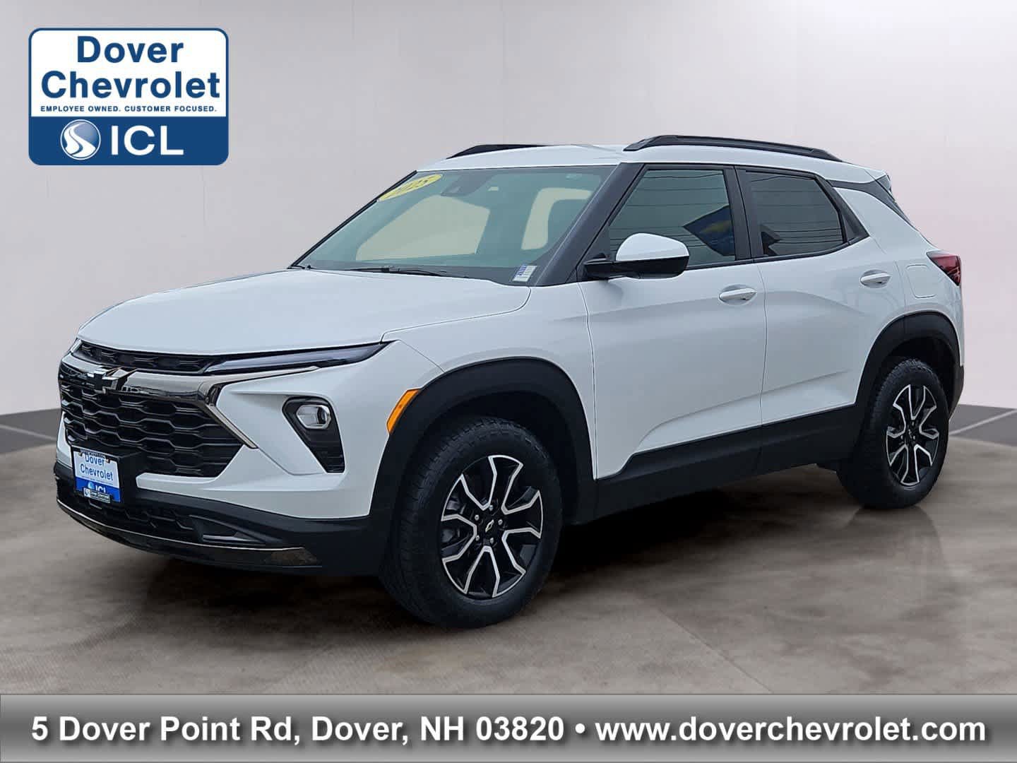 Used 2025 Chevrolet TrailBlazer ACTIV w/ Convenience Package AWD/4WD image 1