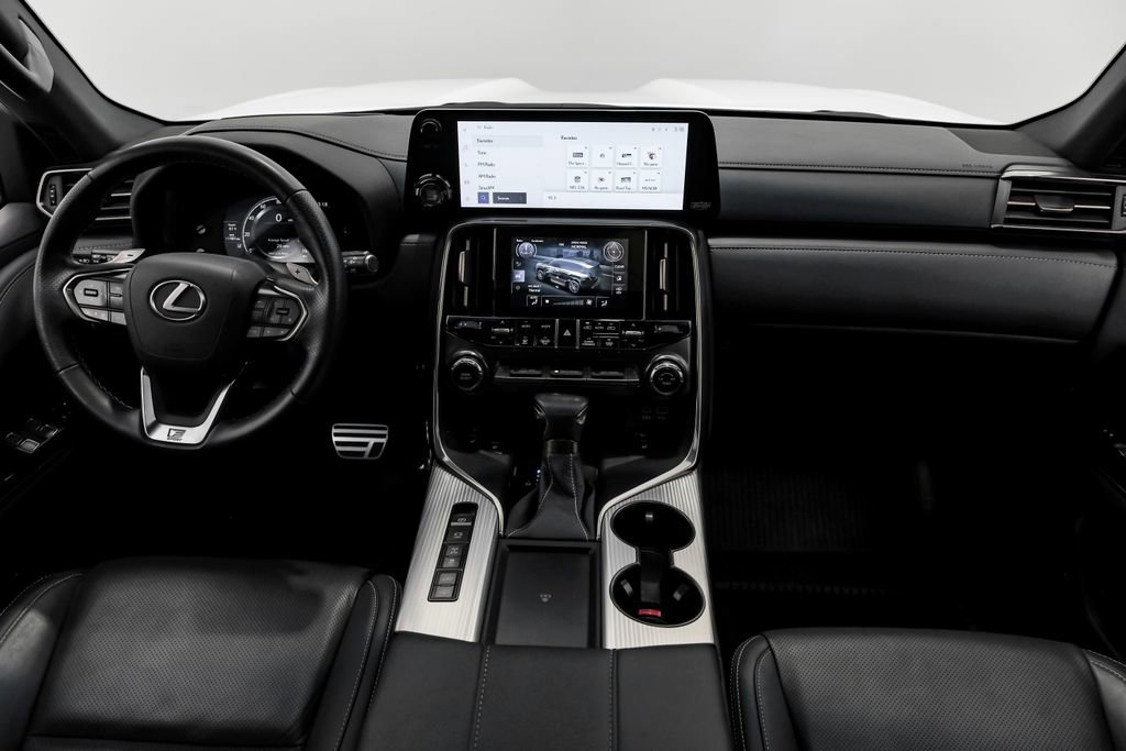 Used 2023 Lexus LX 600 F Sport image 15