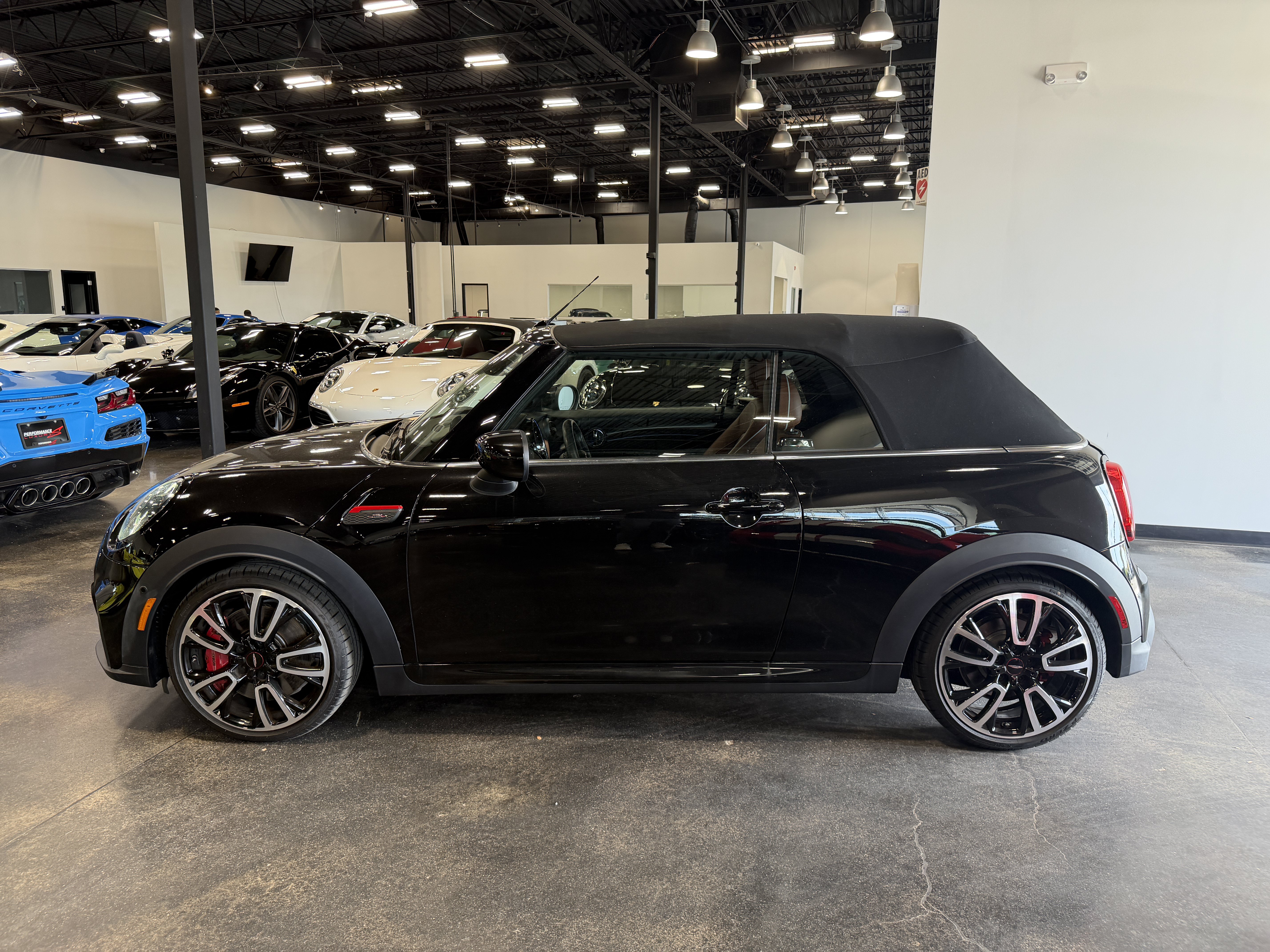 Used 2022 MINI Cooper John Cooper Works w/ Driver Assistance Package FWD image 6