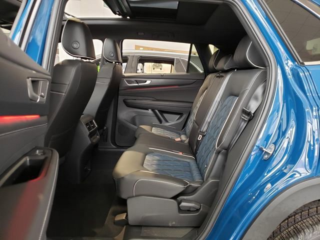 New 2026 Volkswagen Atlas Cross Sport SEL Premium R-Line image 8