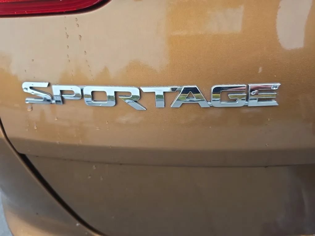 Used 2017 Kia Sportage EX w/ EX Technology Package AWD/4WD image 16