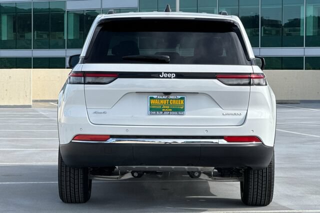 New 2026 Jeep Grand Cherokee Laredo X AWD/4WD image 5