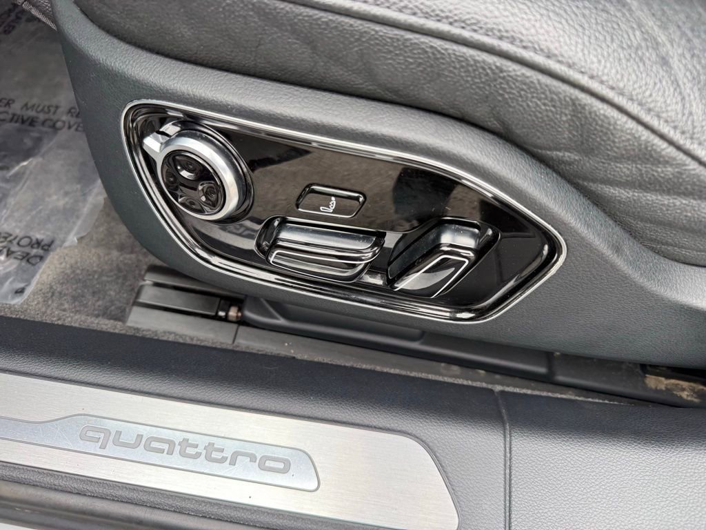 Used 2017 Audi A8 L 3.0T w/ Executive Package image 16