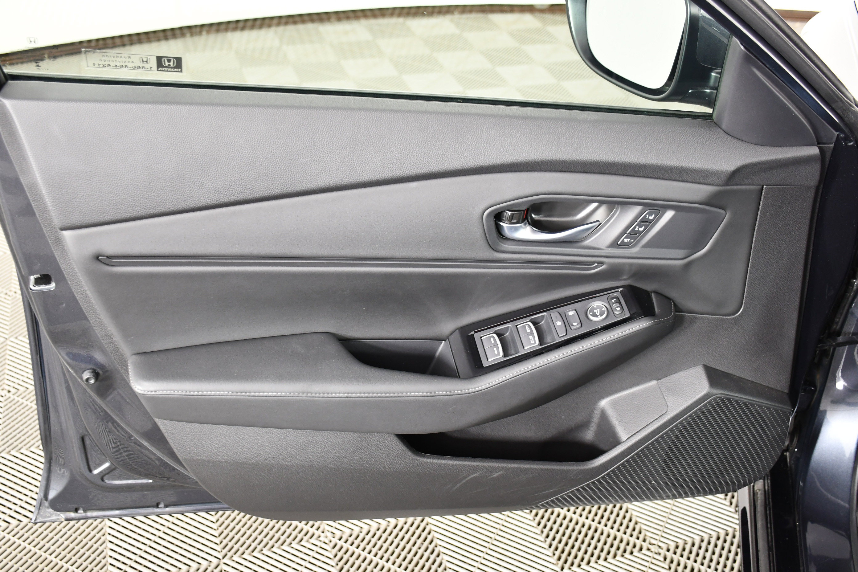 Certified 2025 Honda Accord Touring image 26