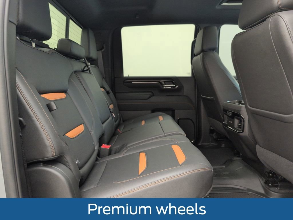 Used 2024 GMC Sierra 2500 AT4 w/ AT4 Premium Plus Package image 18