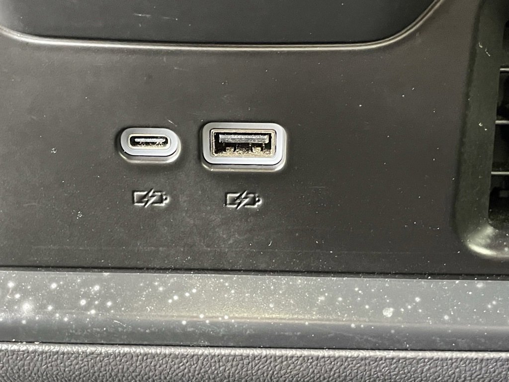 Used 2024 Chevrolet Silverado 1500 LT Trail Boss w/ LPO, Dark Essentials Package image 27