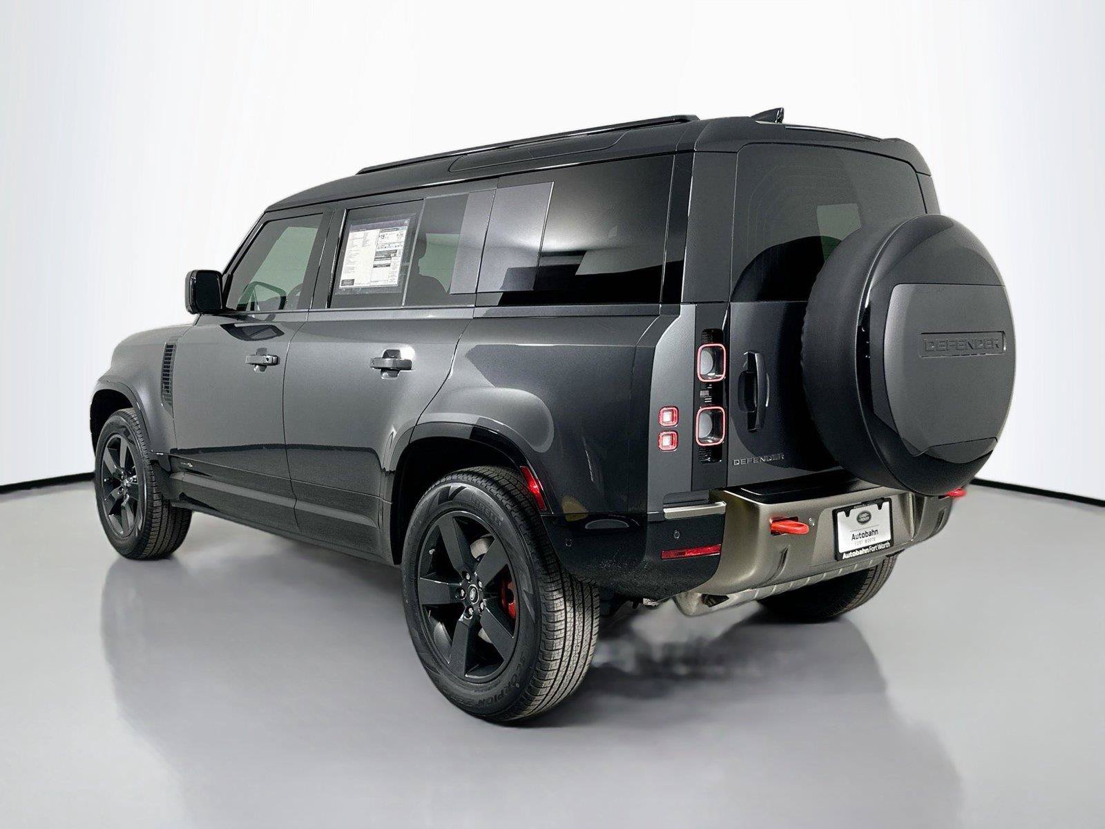 Certified 2025 Land Rover Defender 110 X AWD/4WD image 4