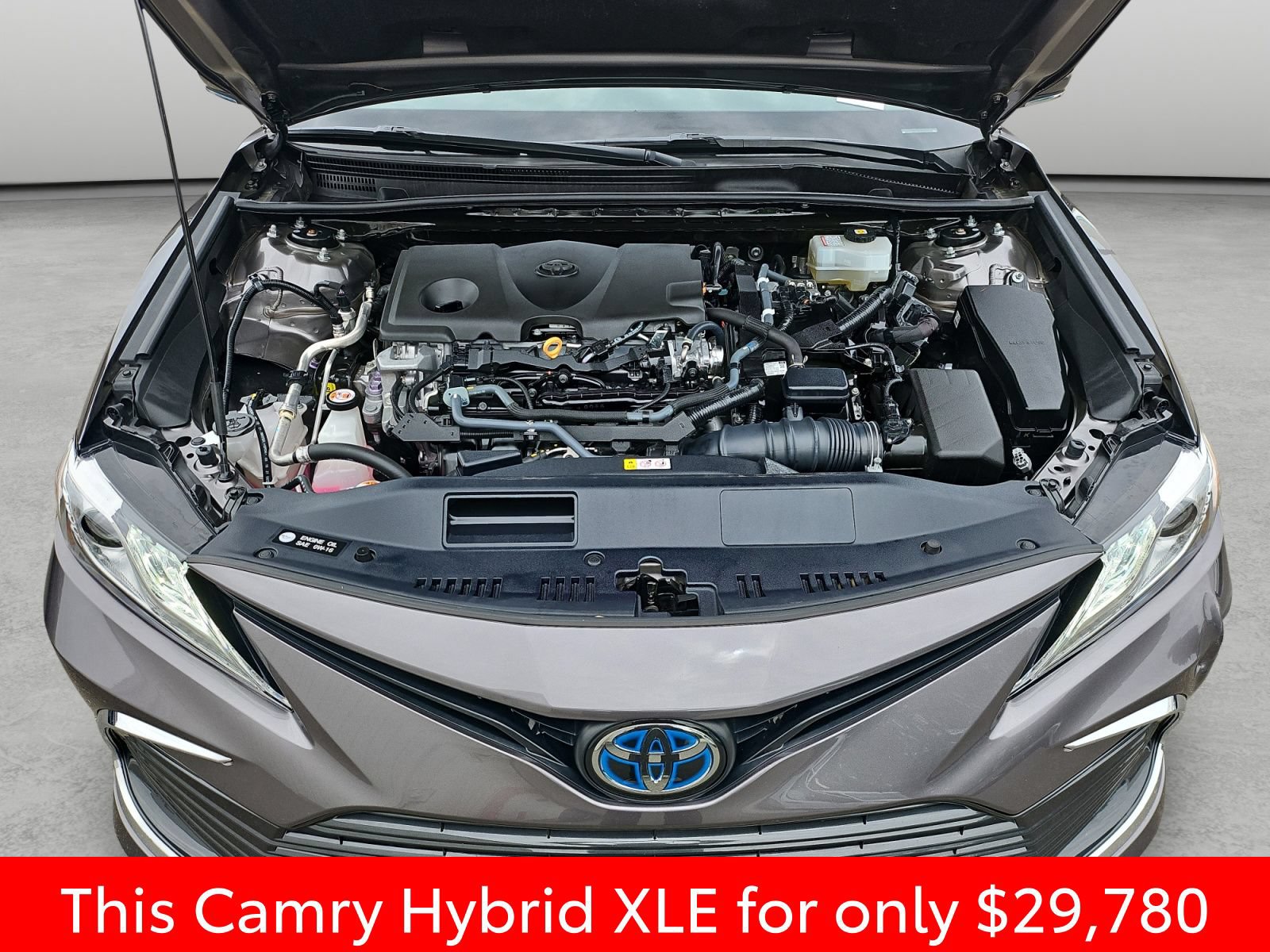 Used 2023 Toyota Camry XLE FWD image 38