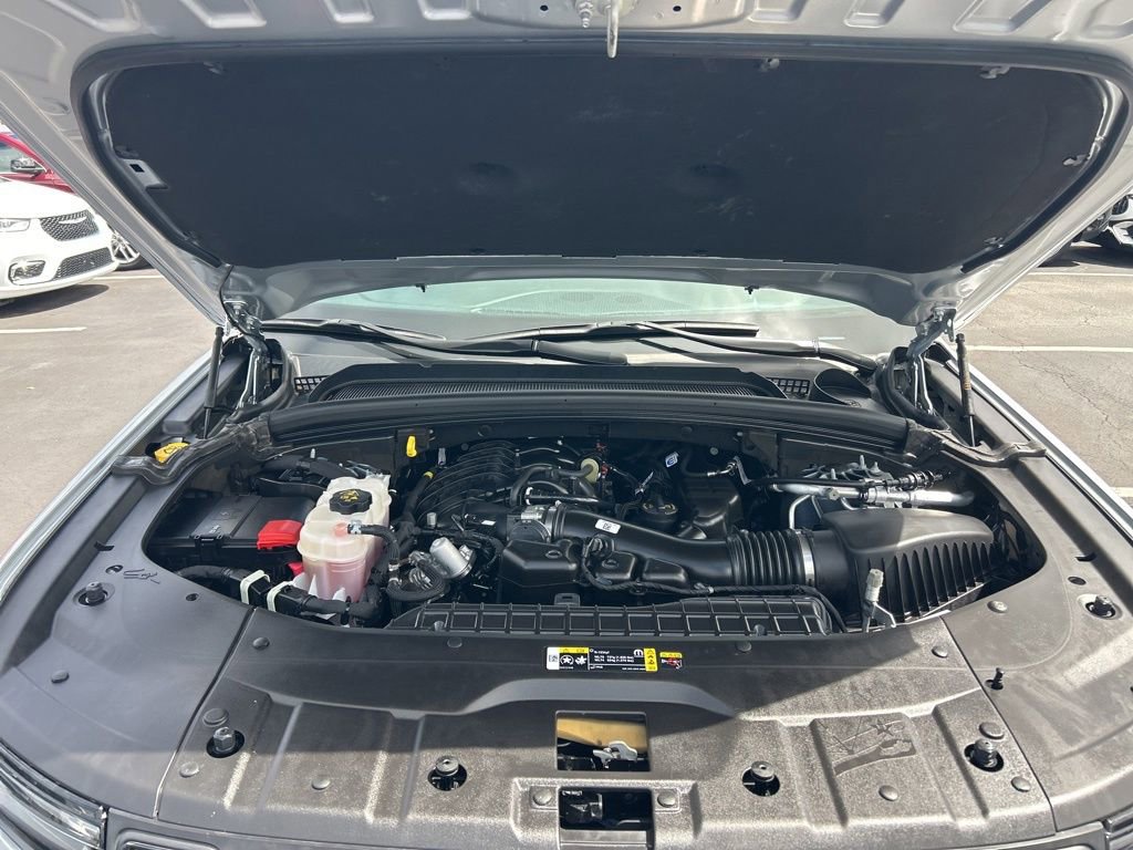 Used 2025 Jeep Grand Cherokee L Altitude RWD image 17