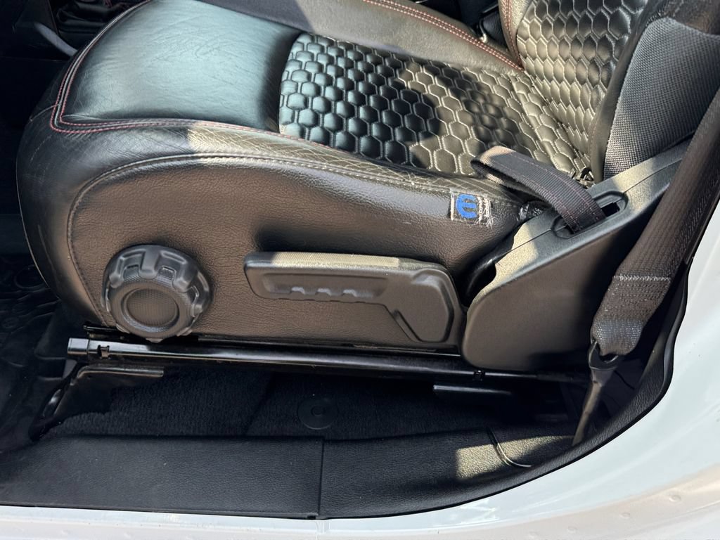 Used 2020 Jeep Wrangler Unlimited Rubicon AWD/4WD image 18