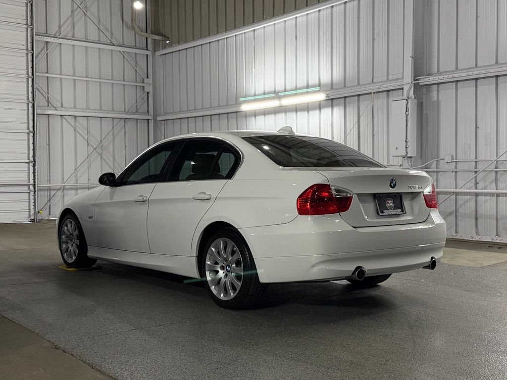 Used 2007 BMW 335xi Sedan AWD/4WD image 12