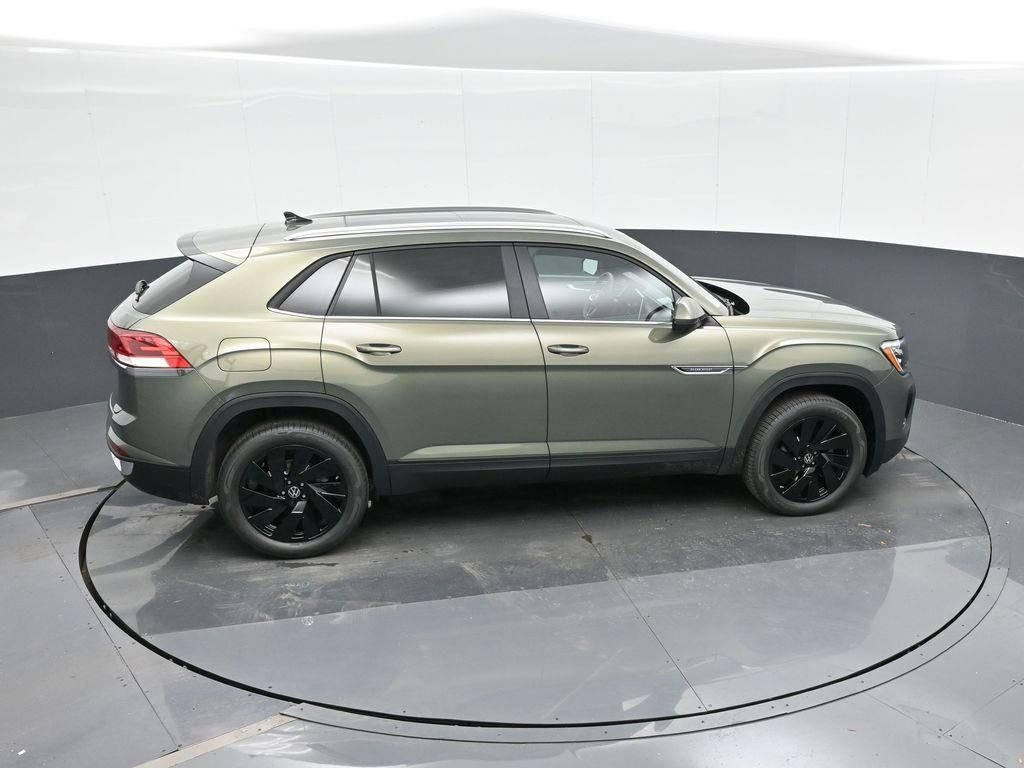 New 2026 Volkswagen Atlas Cross Sport SE image 19