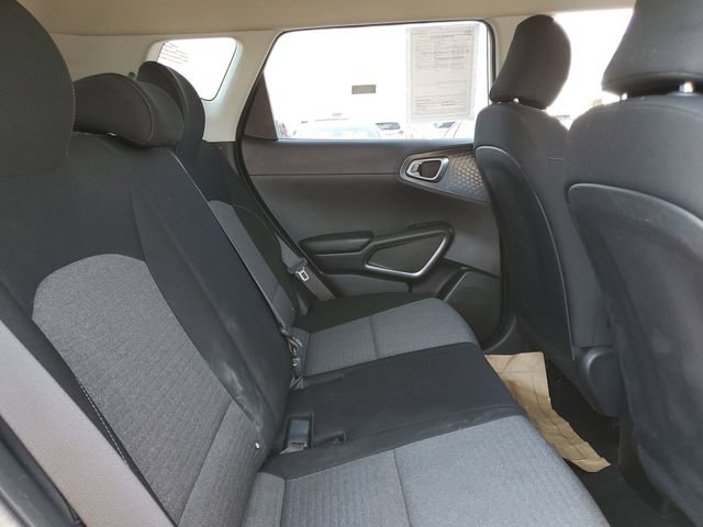 Used 2020 Kia Soul S FWD image 23
