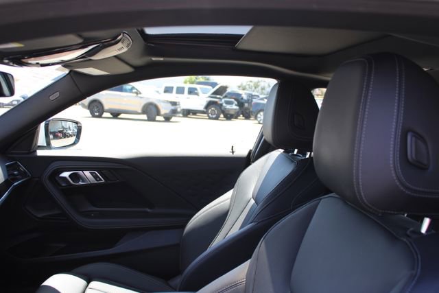 Used 2022 BMW 230i Coupe w/ Premium Package 2 RWD image 31