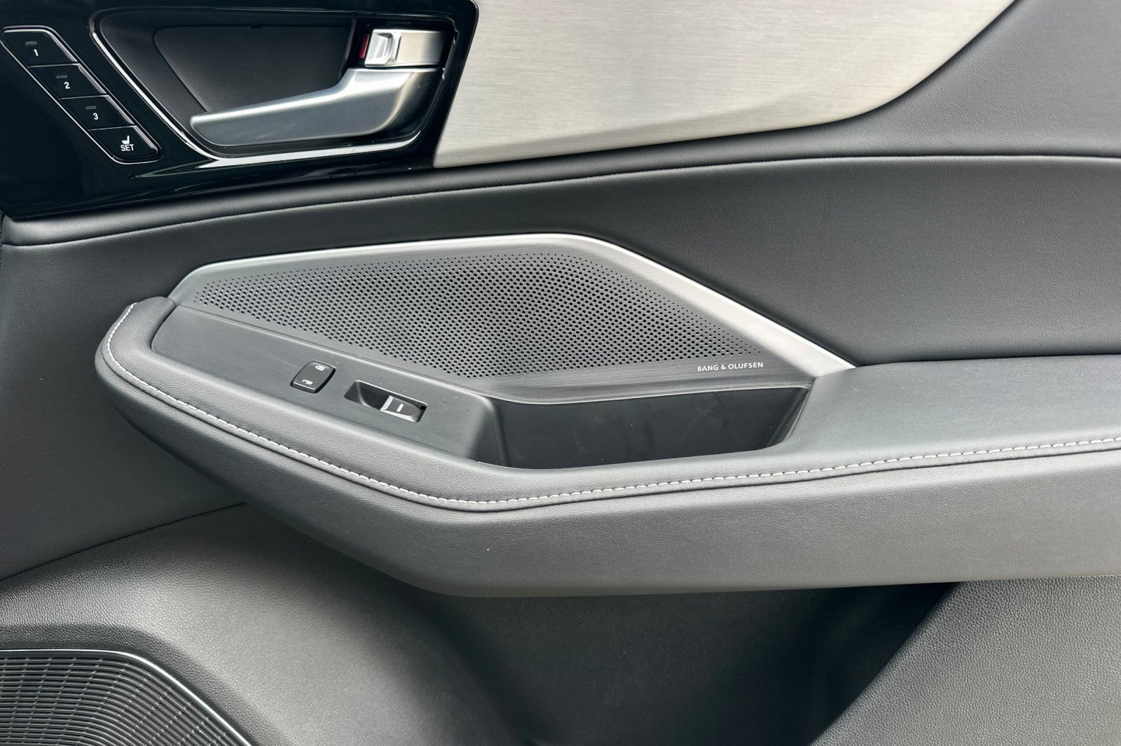 New 2026 Acura MDX w/ Technology Package FWD image 20