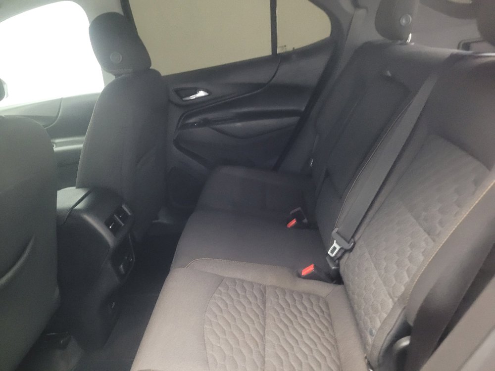 Used 2018 Chevrolet Equinox LT w/ Sun & Infotainment Package FWD image 18