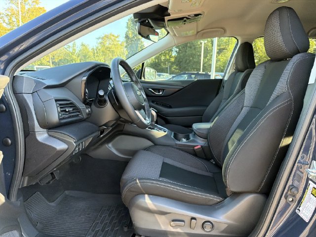 Certified 2025 Subaru Outback Premium w/ Popular Package #1A AWD/4WD image 11