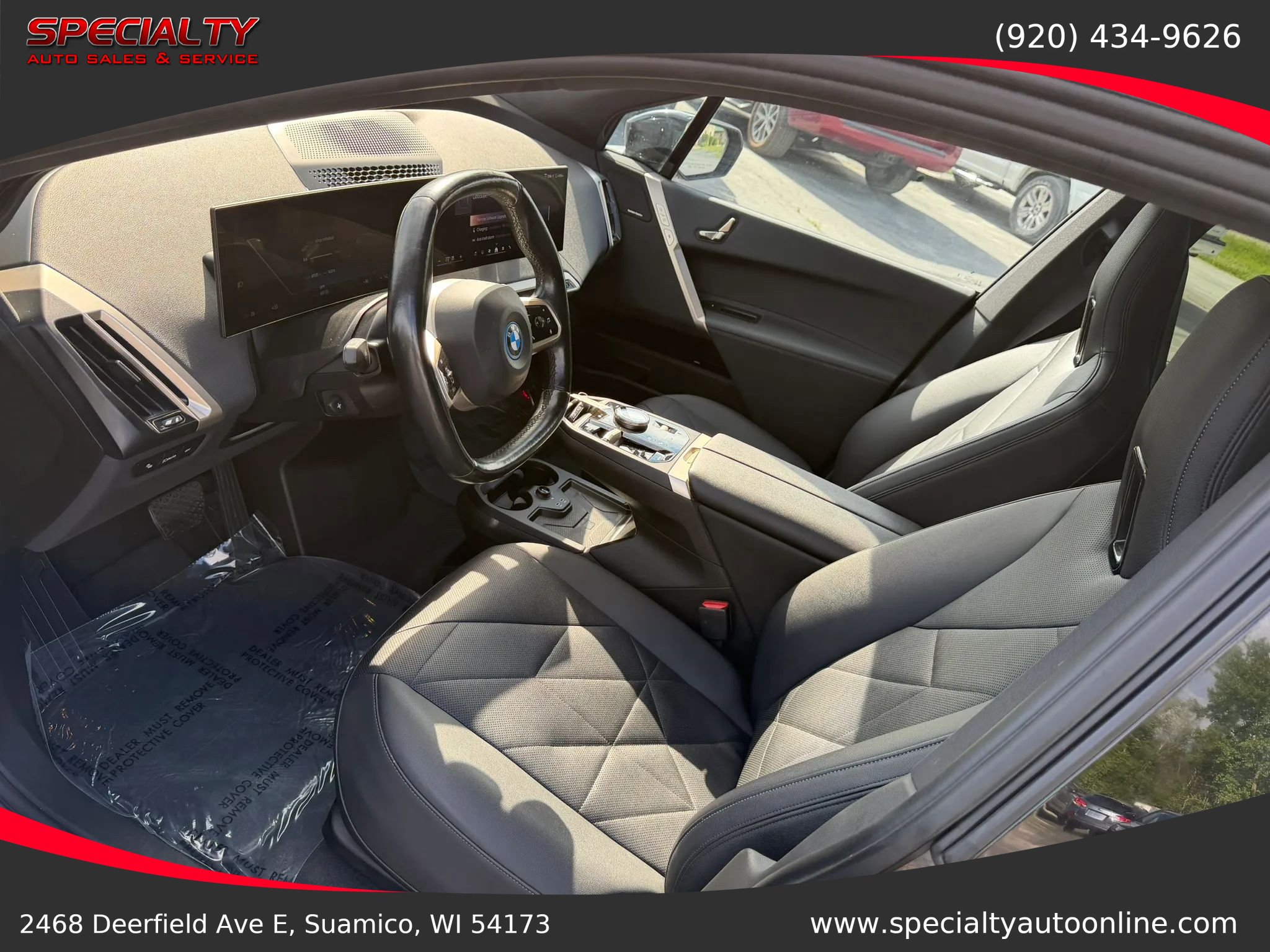 Used 2024 BMW iX xDrive50 w/ Sport Package AWD/4WD image 15