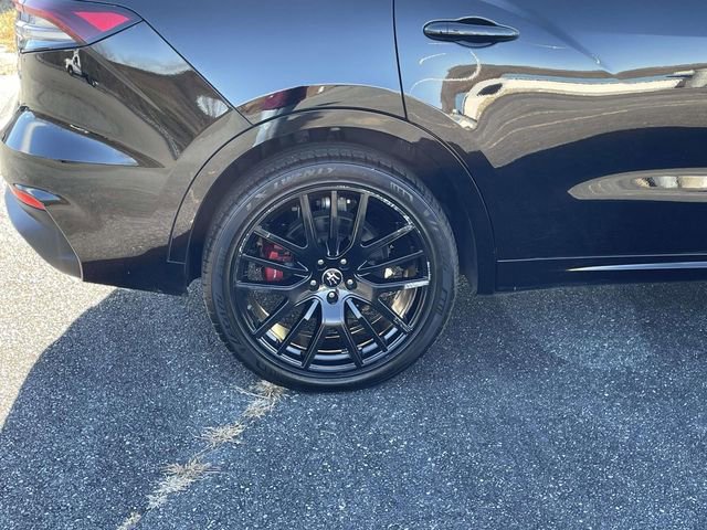 Used 2021 Maserati Levante image 9