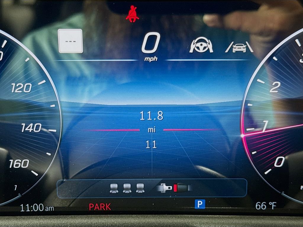 New 2026 Mercedes-Benz E 350 4MATIC Sedan image 12
