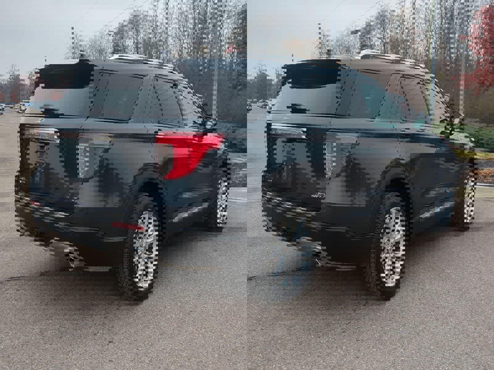 Used 2023 Ford Explorer Platinum w/ Technology Package image 8