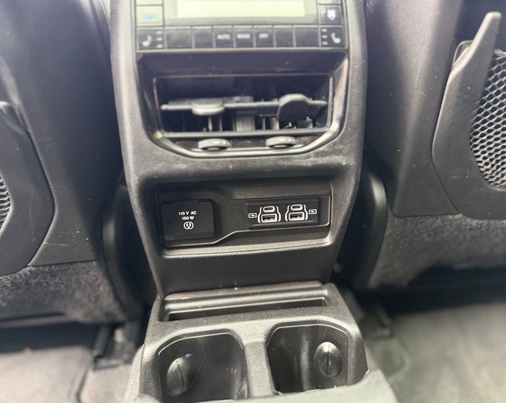 Used 2022 Jeep Grand Cherokee L Limited image 28