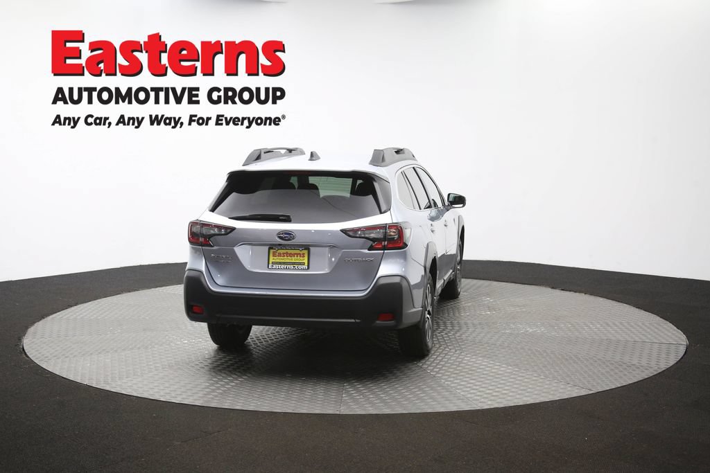 Used 2025 Subaru Outback Premium AWD/4WD image 32