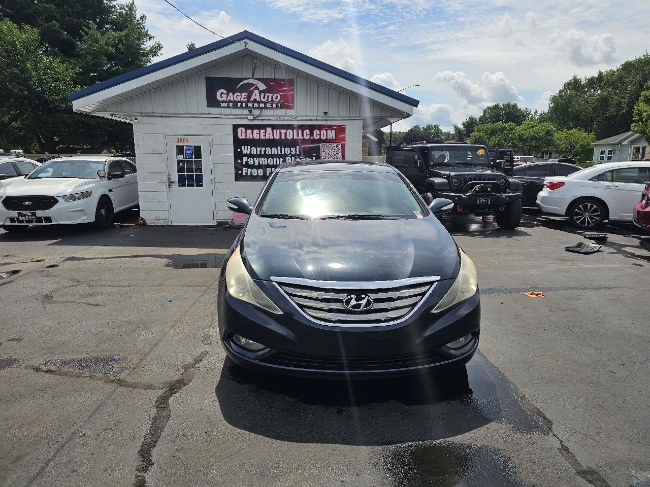 Used 2011 Hyundai Sonata Limited FWD image 2