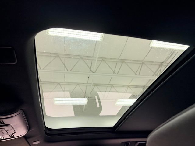 Certified 2023 Chevrolet Tahoe Z71 w/ Luxury Package image 21