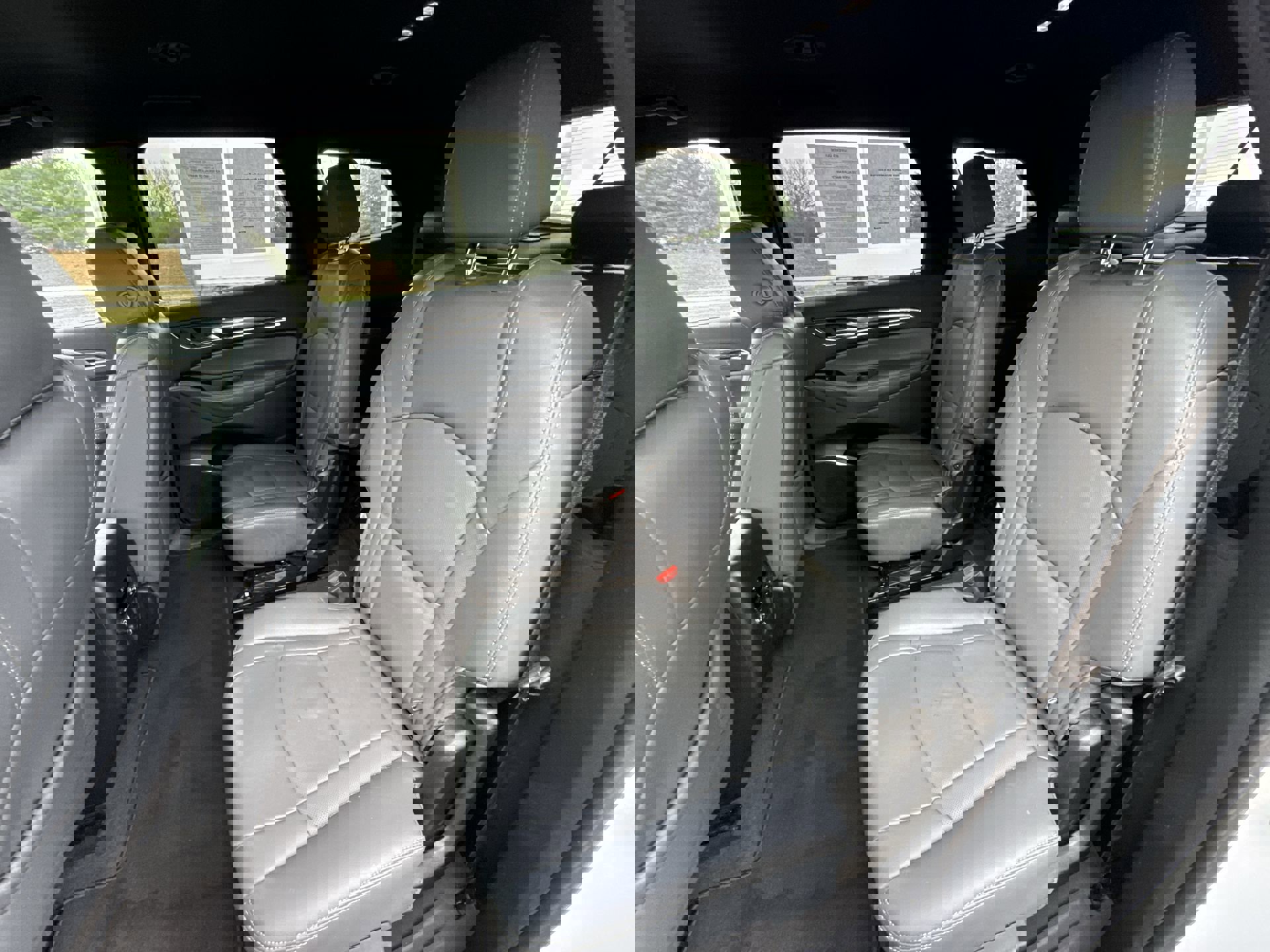 Certified 2024 Buick Enclave Essence image 22