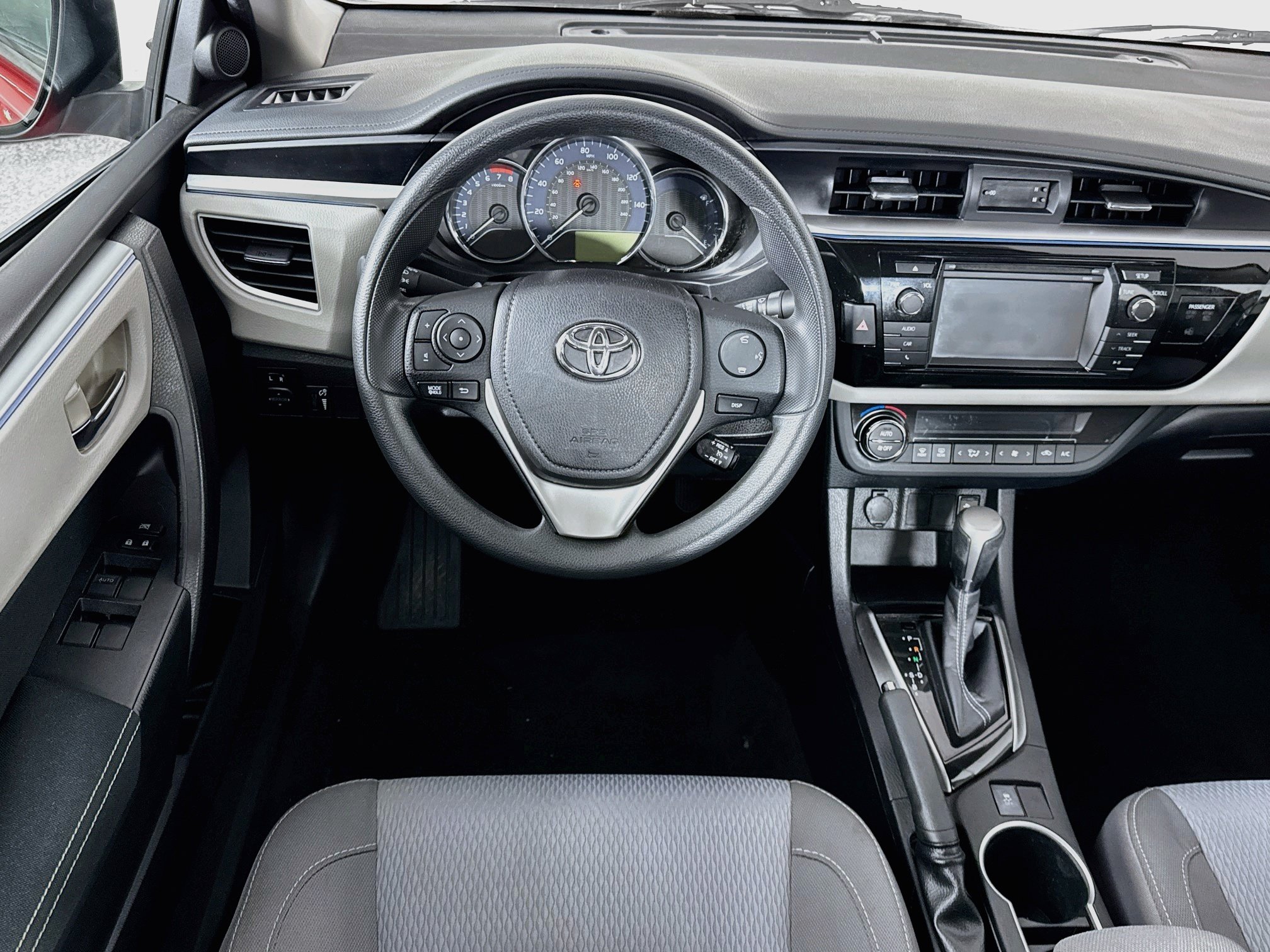 Used 2016 Toyota Corolla LE FWD image 20