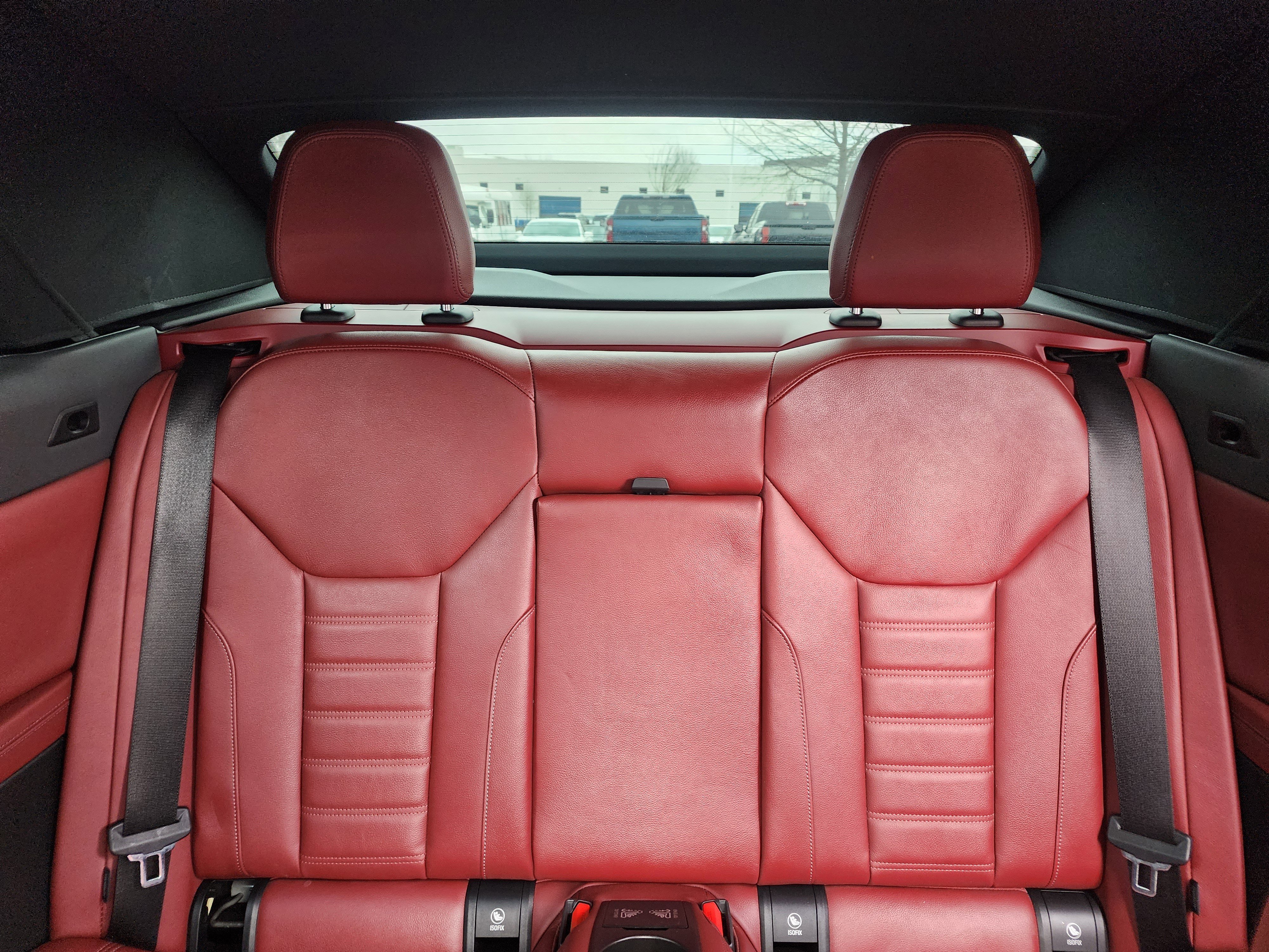 Used 2022 BMW M440i Convertible w/ Premium Package image 31