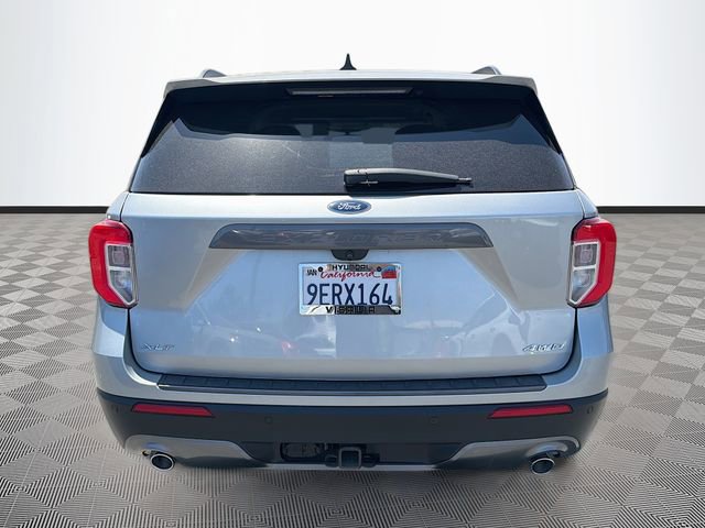 Used 2022 Ford Explorer XLT w/ Equipment Group 202A AWD/4WD image 6