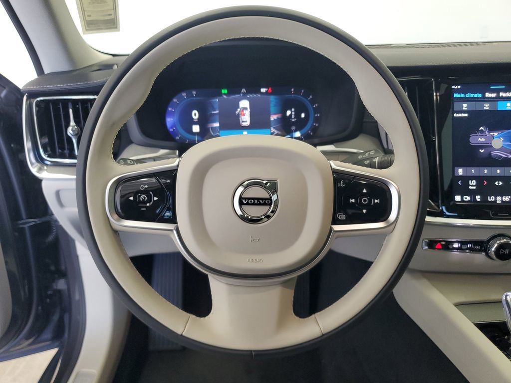New 2025 Volvo V60 B5 Cross Country Ultra w/ Protection Package Premier image 23