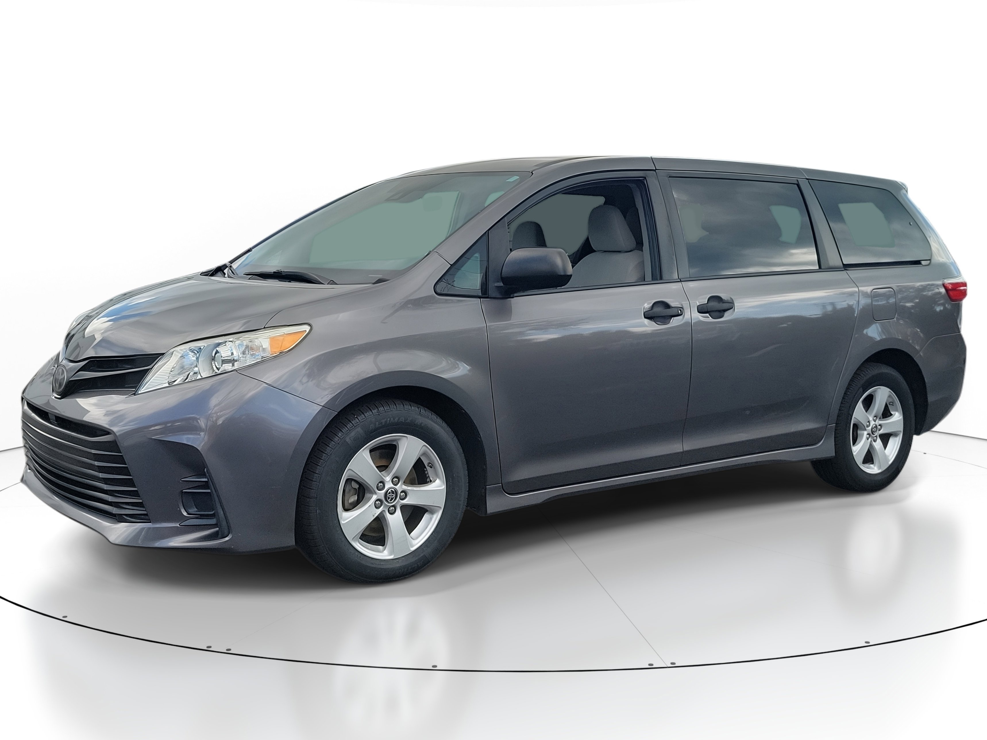 Certified 2020 Toyota Sienna L image 3