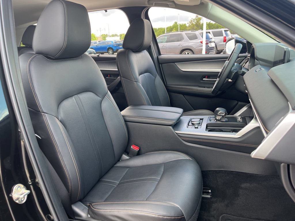 Used 2025 MAZDA CX-90 3.3 Turbo w/ Preferred Package AWD/4WD image 30