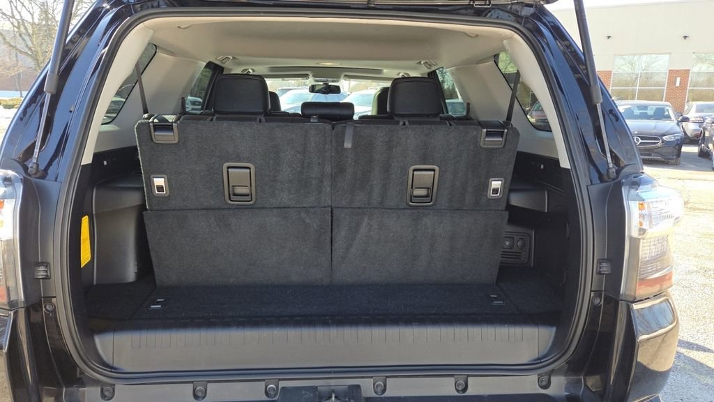 Used 2019 Toyota 4Runner SR5 image 27