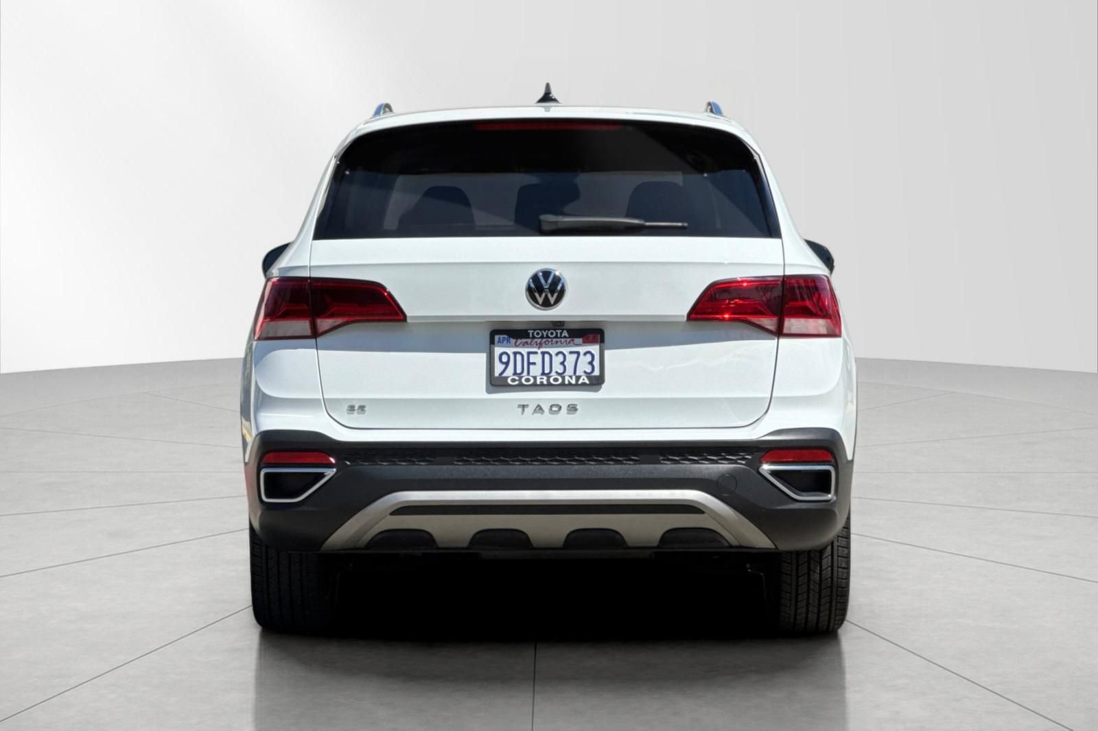 Used 2022 Volkswagen Taos SE image 4