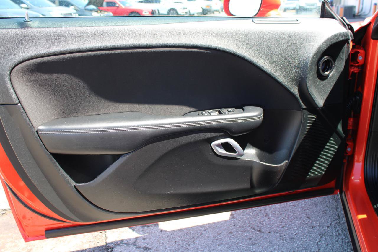 Used 2022 Dodge Challenger GT RWD image 13