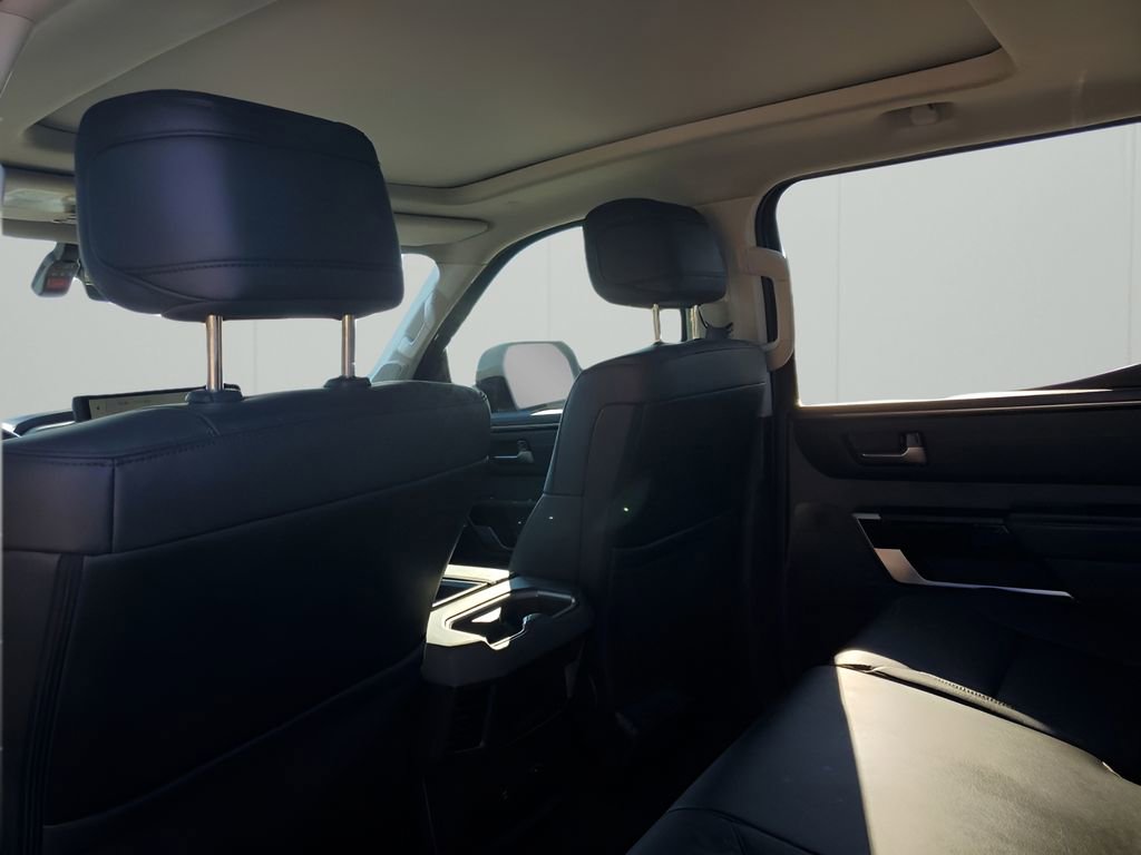 Used 2024 Toyota Tundra Limited image 18