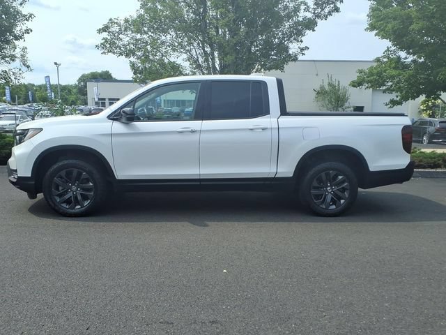 Used 2024 Honda Ridgeline Sport image 9