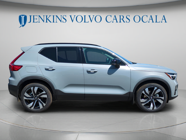 New 2026 Volvo XC40 B5 Ultra w/ Protection Package Premier AWD/4WD image 2
