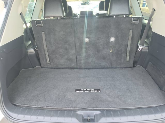 Used 2024 Toyota Grand Highlander AWD image 9
