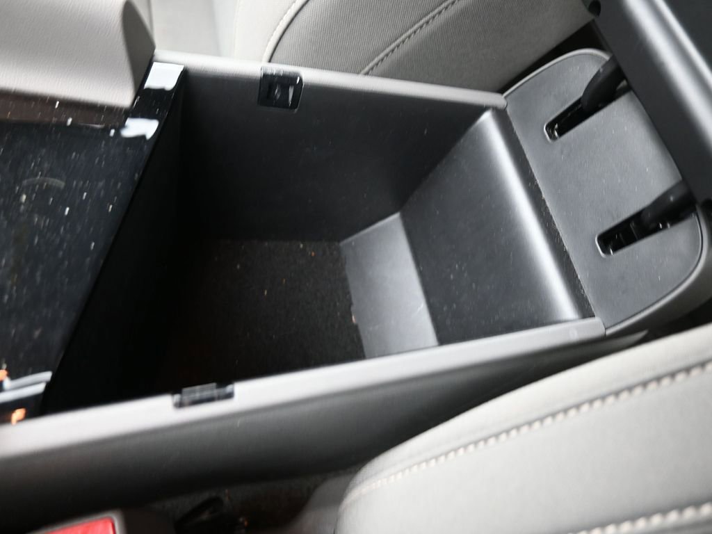 Used 2025 Hyundai Elantra SEL image 43