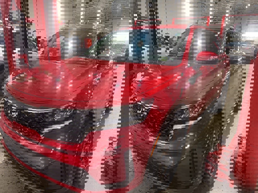 Used 2022 Kia Sorento S image 3