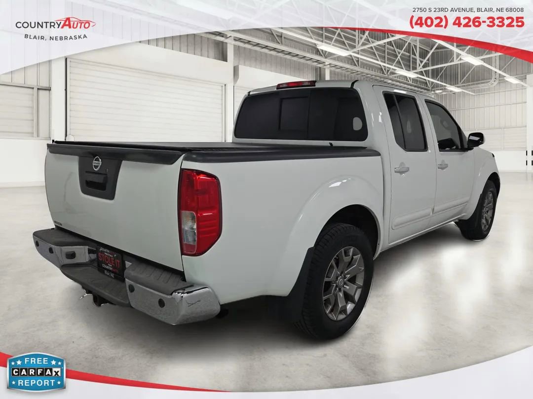 Used 2015 Nissan Frontier SL w/ Moonroof Package image 5